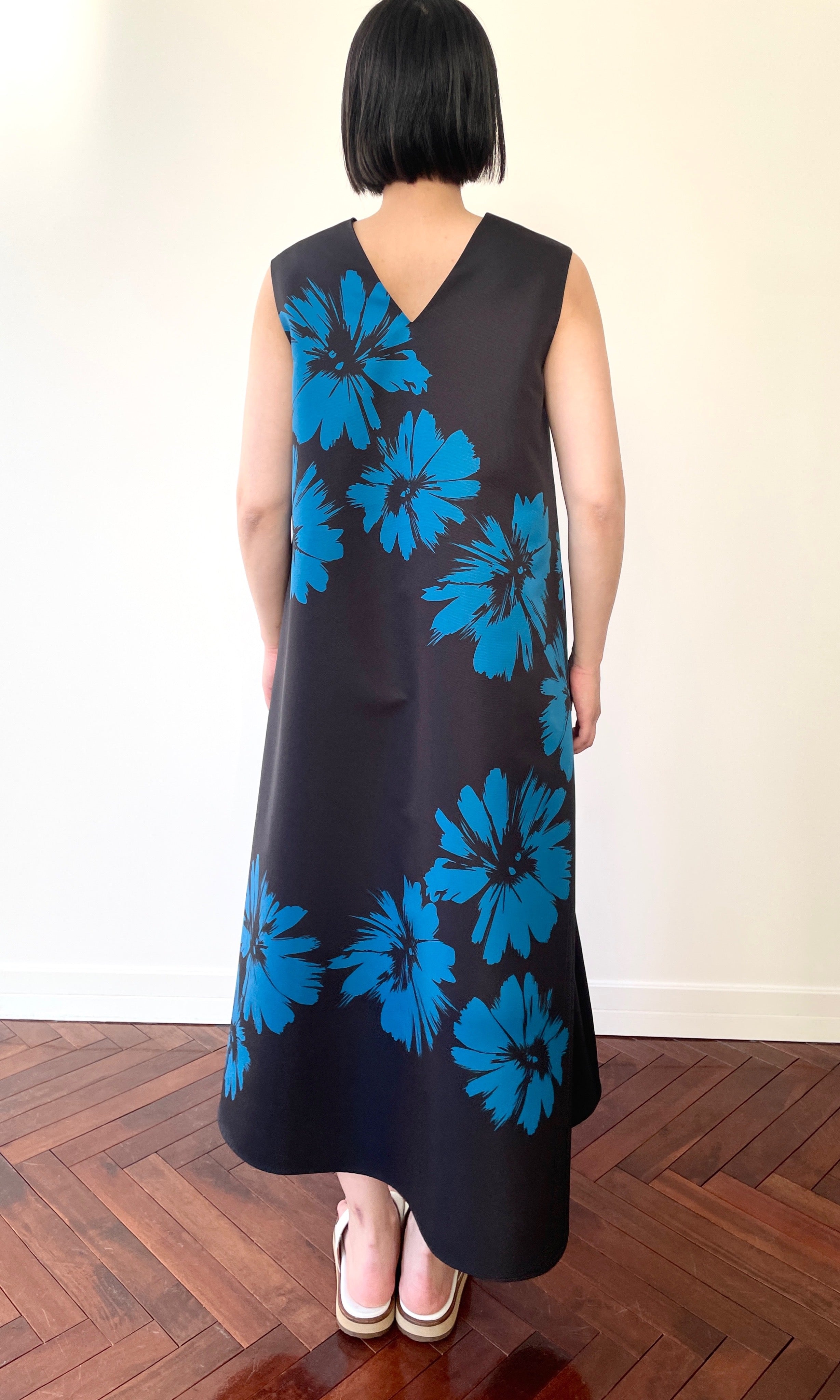 限界値下げ　美品　Mfil エムフィル ワンピース　青×黒の幾何学模様 DRESS / SKIRT – M・fil 公式オンラインショップ