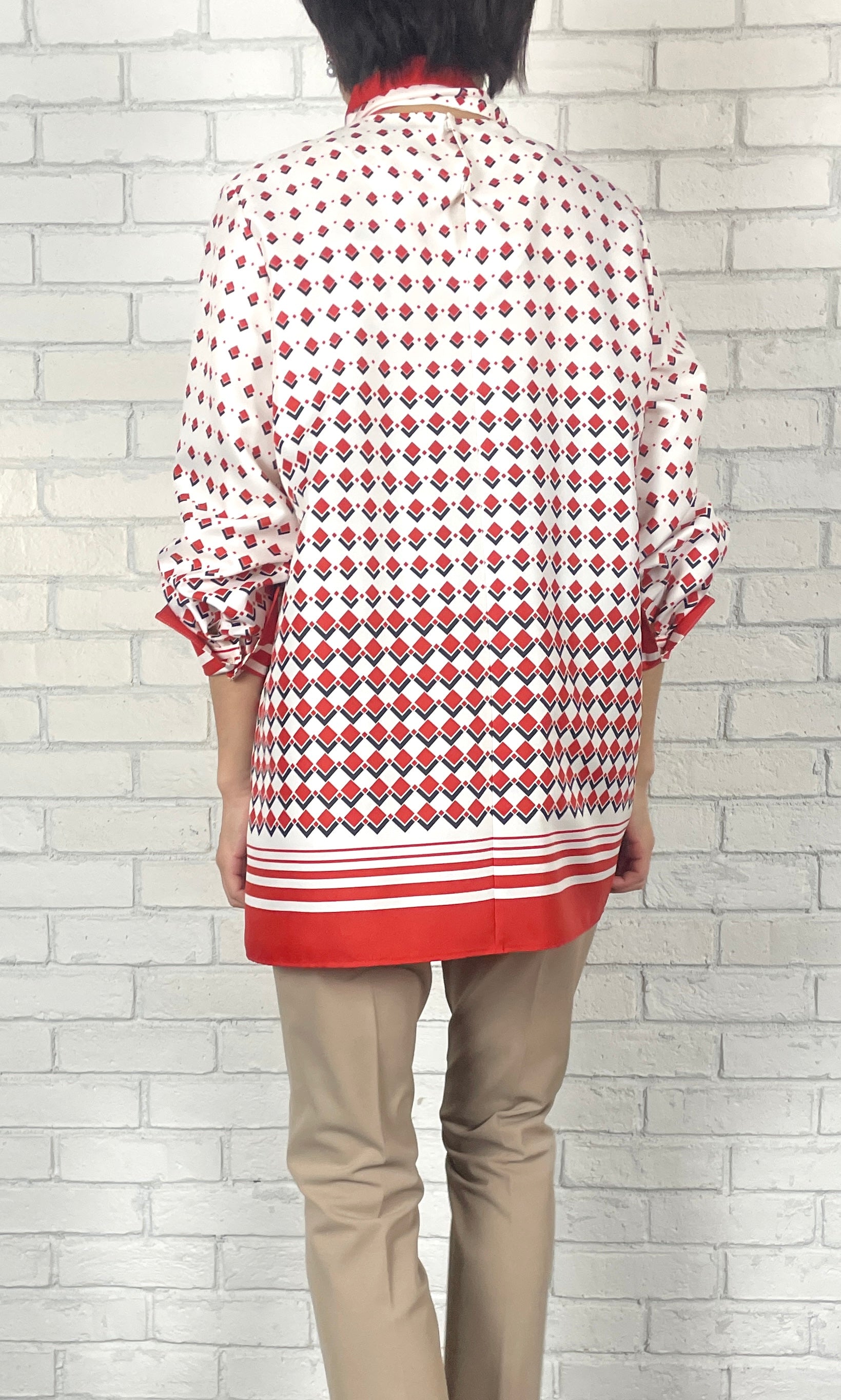 はみちゃん様【44000円新品】エムフィル ボウタイブラウス ターコイズ