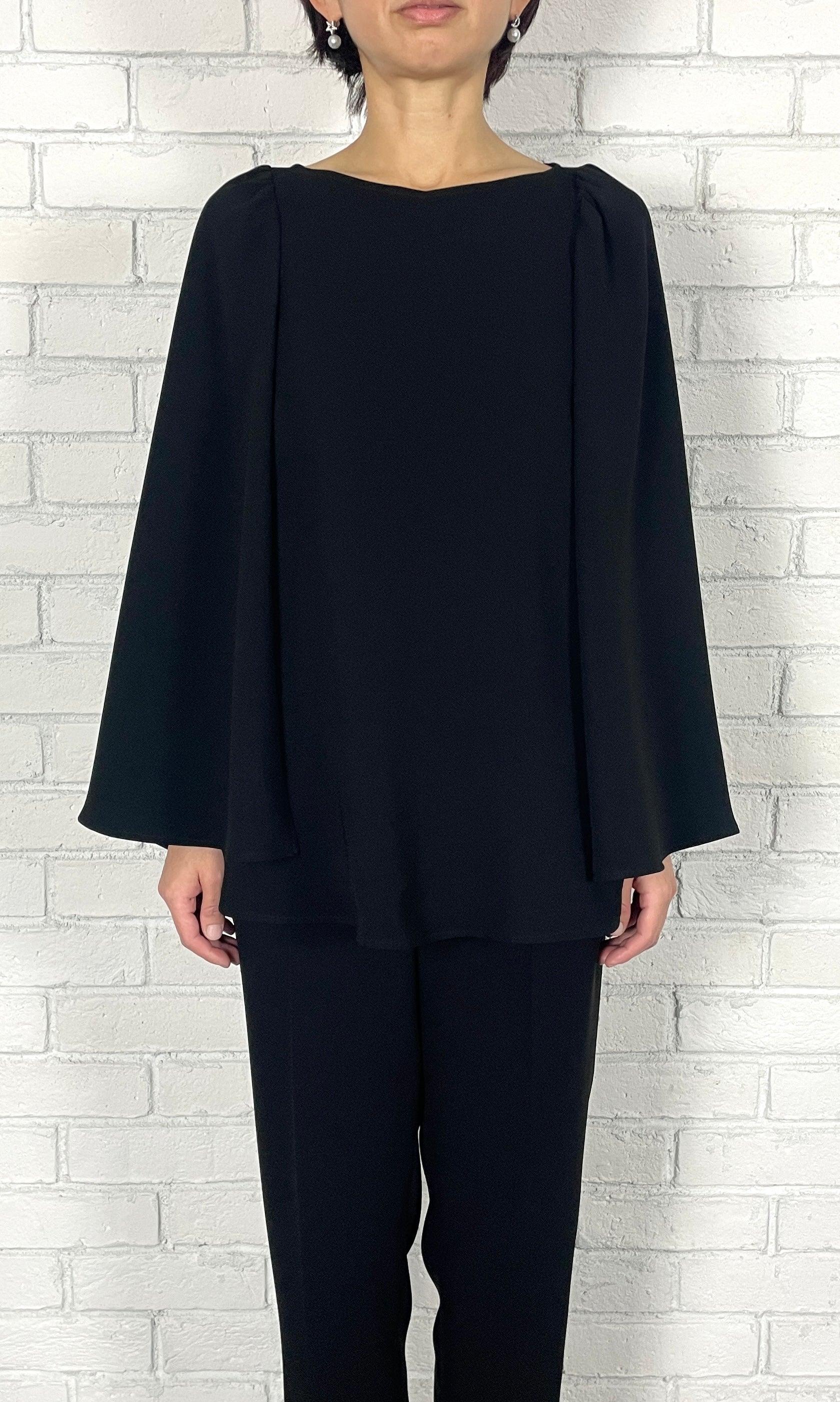 トリアセ ギャザーケープブラウス＜ブラック＞ – M・fil 公式